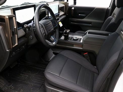 New 2025 GMC Hummer EV 3X image 12