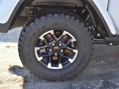 New 2026 Jeep Gladiator Rubicon image 11