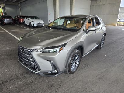 Certified 2025 Lexus NX 250 FWD w/ Accessory Package (Z1)
