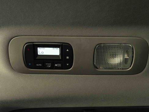 Used 2023 Honda Odyssey Touring image 40