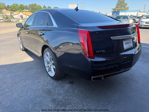 Used 2013 Cadillac XTS Premium FWD image 5