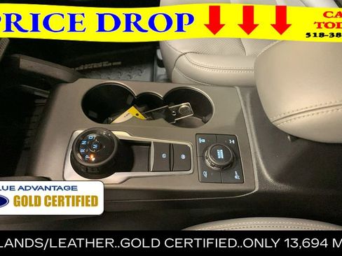 Certified 2025 Ford Bronco Sport Badlands w/ Badlands Tech Package AWD/4WD image 39