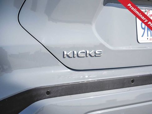 Used 2024 Nissan Kicks SV FWD image 10