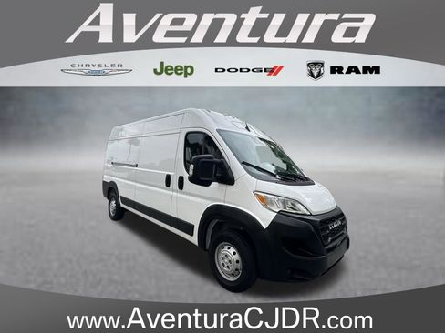 Used 2023 RAM ProMaster 2500 FWD image 1