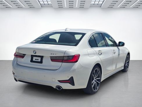 Used 2020 BMW 330i Sedan w/ Convenience Package RWD image 3