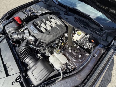 Used 2024 Ford Mustang GT Premium RWD image 5