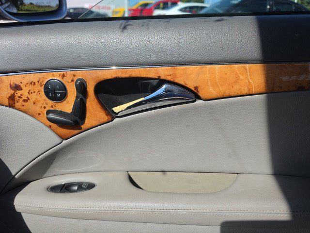 Used 2007 Mercedes-Benz E 350 Sedan image 13