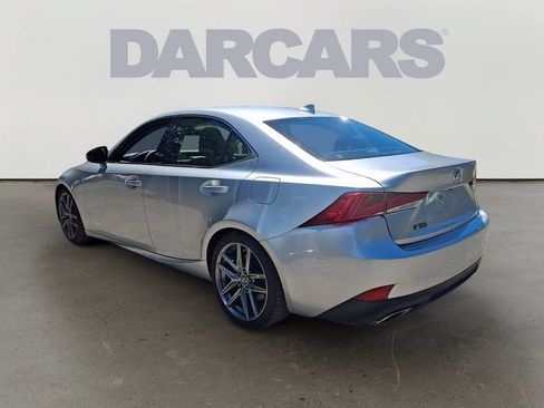 Used 2019 Lexus IS 300 F Sport AWD/4WD image 4