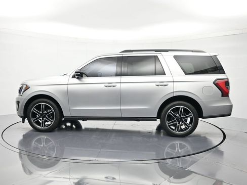 Used 2019 Ford Expedition Limited w/ Equipment Group 303A RWD image 8