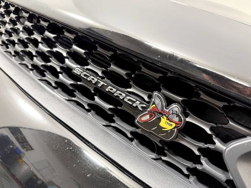 Used 2022 Dodge Charger Scat Pack RWD image 5