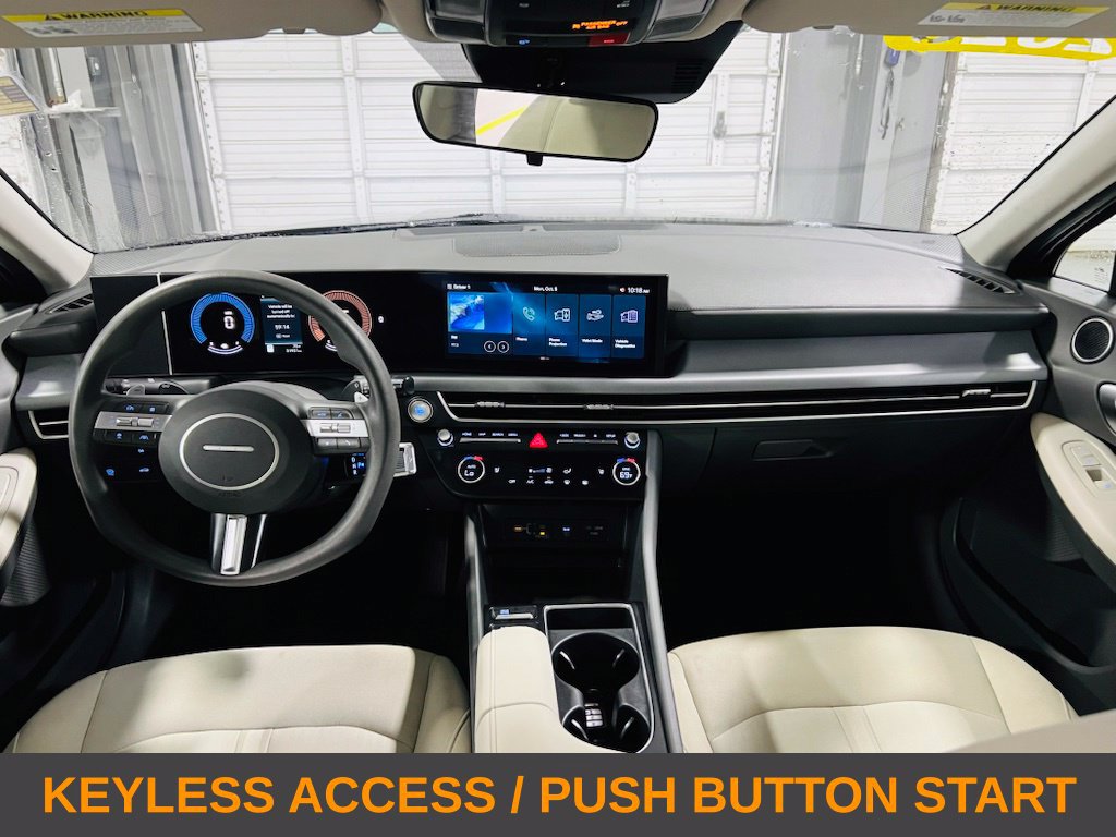 Used 2025 Hyundai Sonata SEL FWD image 4