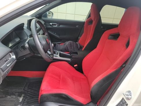 Used 2024 Honda Civic Type R image 11