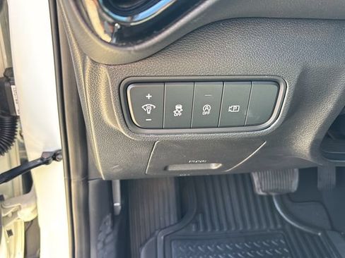 Used 2023 Kia Soul S FWD image 22