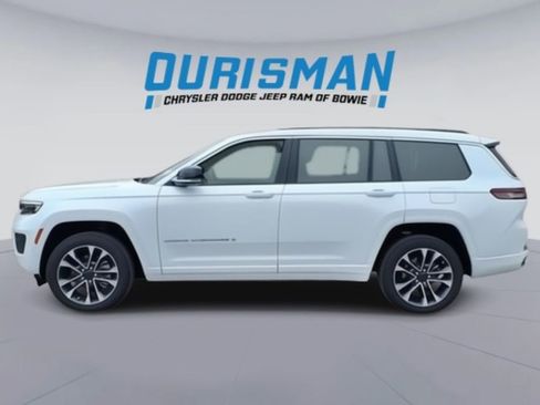 New 2025 Jeep Grand Cherokee L Overland w/ Advanced Protech Group III AWD/4WD image 7