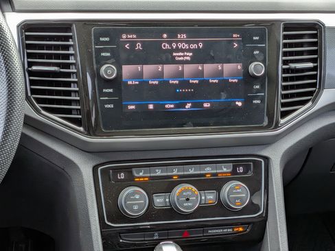 Used 2021 Volkswagen Atlas SEL R-Line FWD image 19