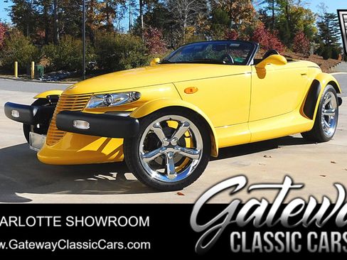 Used 2000 Plymouth Prowler image 1