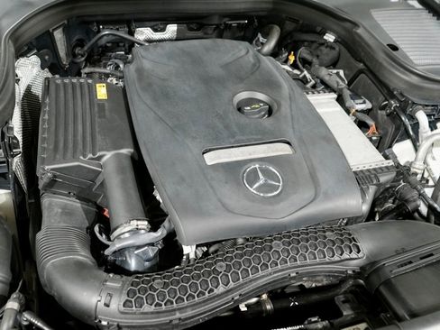 Used 2018 Mercedes-Benz GLC 300 4MATIC Coupe image 13