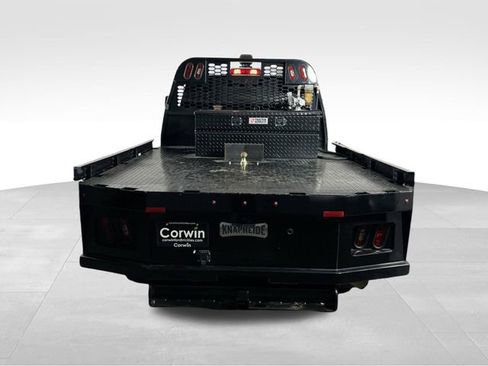 Used 2024 RAM 3500 Tradesman w/ Chrome Appearance Group AWD/4WD image 15