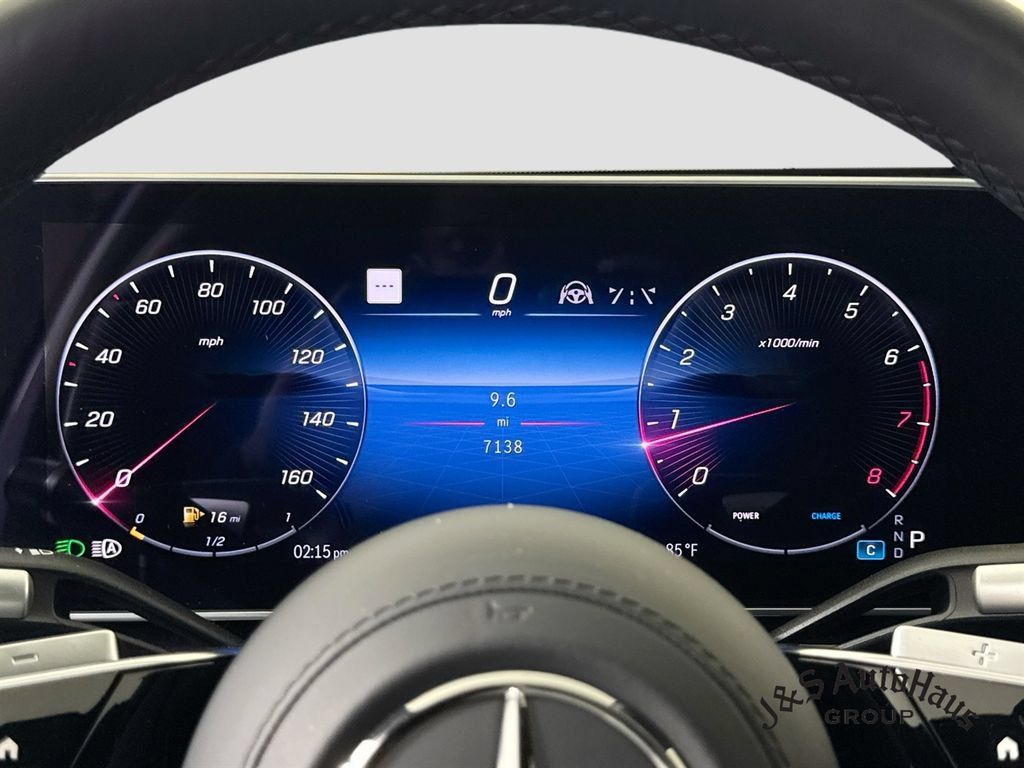 Used 2025 Mercedes-Benz S 580 4MATIC Sedan w/ AMG Line Package image 15