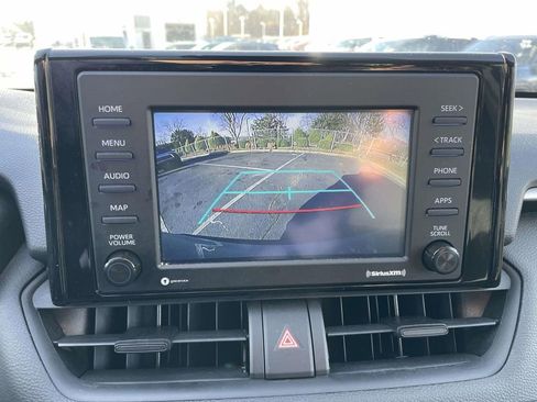 Used 2021 Toyota RAV4 XLE image 40