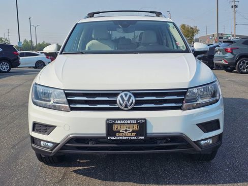 Used 2021 Volkswagen Tiguan SEL w/ 3rd Row Seat Package AWD/4WD image 8