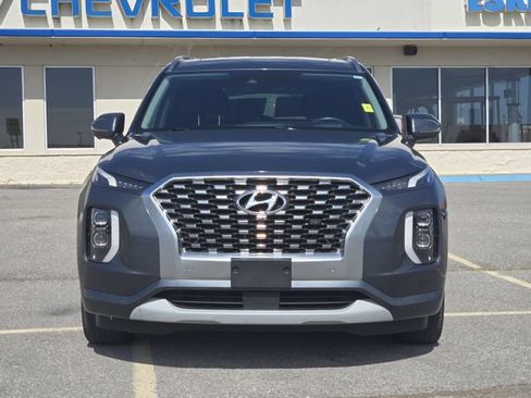 Used 2021 Hyundai Palisade Limited FWD image 2
