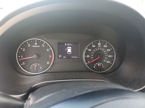 Used 2023 Kia Seltos LX AWD/4WD image 30