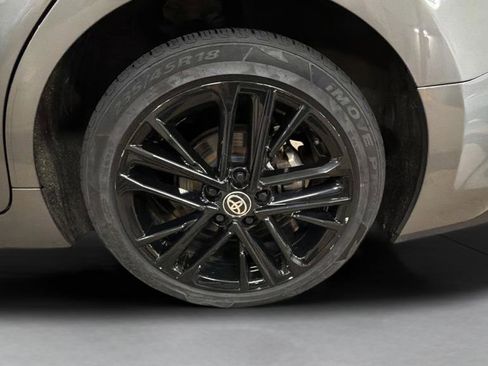 Used 2025 Toyota Camry SE FWD image 27