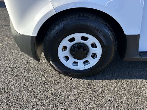 Used 2025 Chevrolet Brightdrop 400 w/ Battery Pack, Max Range image 24