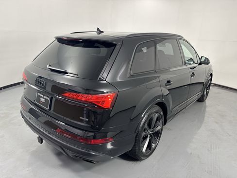 Used 2025 Audi Q7 3.0T Prestige AWD/4WD image 37