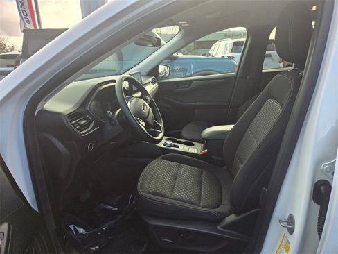 Used 2024 Ford Escape Active image 12