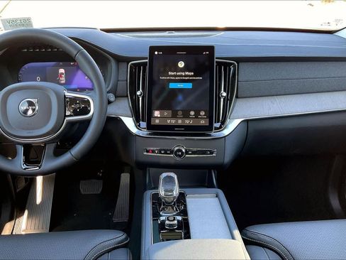 New 2026 Volvo XC90 B6 Ultra w/ Protection Package image 9