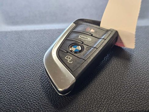 Used 2021 BMW 330i xDrive Sedan w/ Driving Assistance Package AWD/4WD image 36