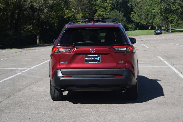 Used 2020 Toyota RAV4 XLE w/ Convenience Package FWD image 25