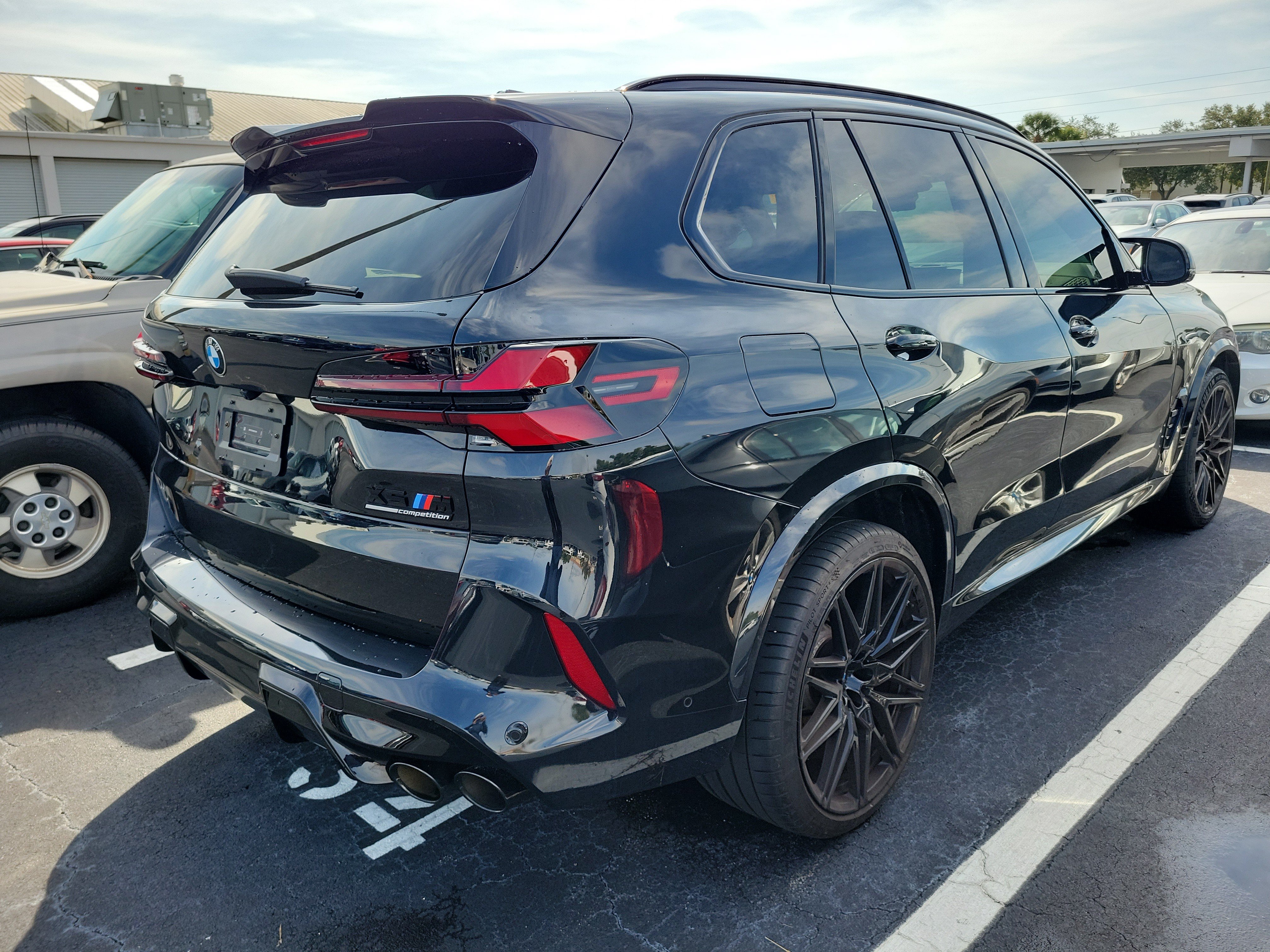 Used 2025 BMW X5 M Competition w/ Executive Package AWD/4WD image 3