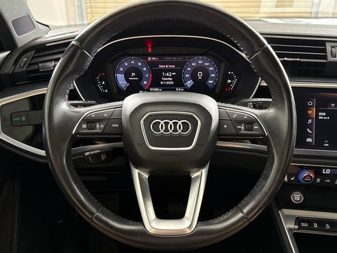 Used 2020 Audi Q3 2.0T Premium w/ Convenience Package AWD/4WD image 15