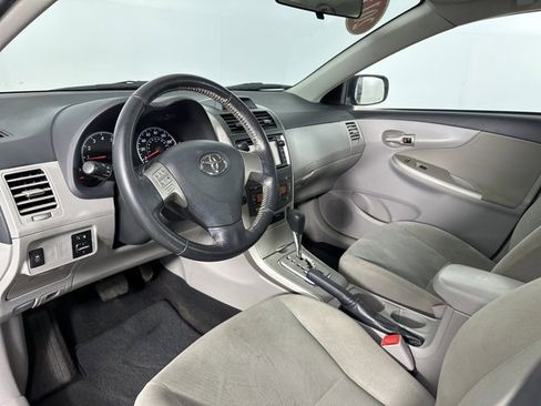 Used 2013 Toyota Corolla LE w/ Premium Pkg image 12