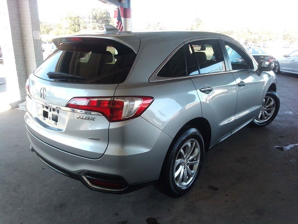 Used 2017 Acura RDX w/ Technology Package AWD/4WD image 5