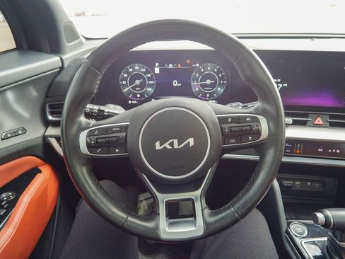 Used 2023 Kia Sportage SX image 21