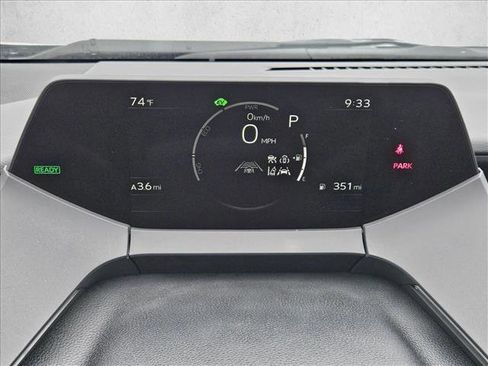 New 2026 Toyota Prius XLE FWD image 10