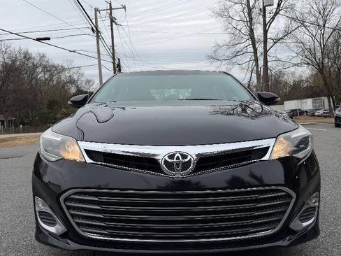Used 2013 Toyota Avalon XLE image 2