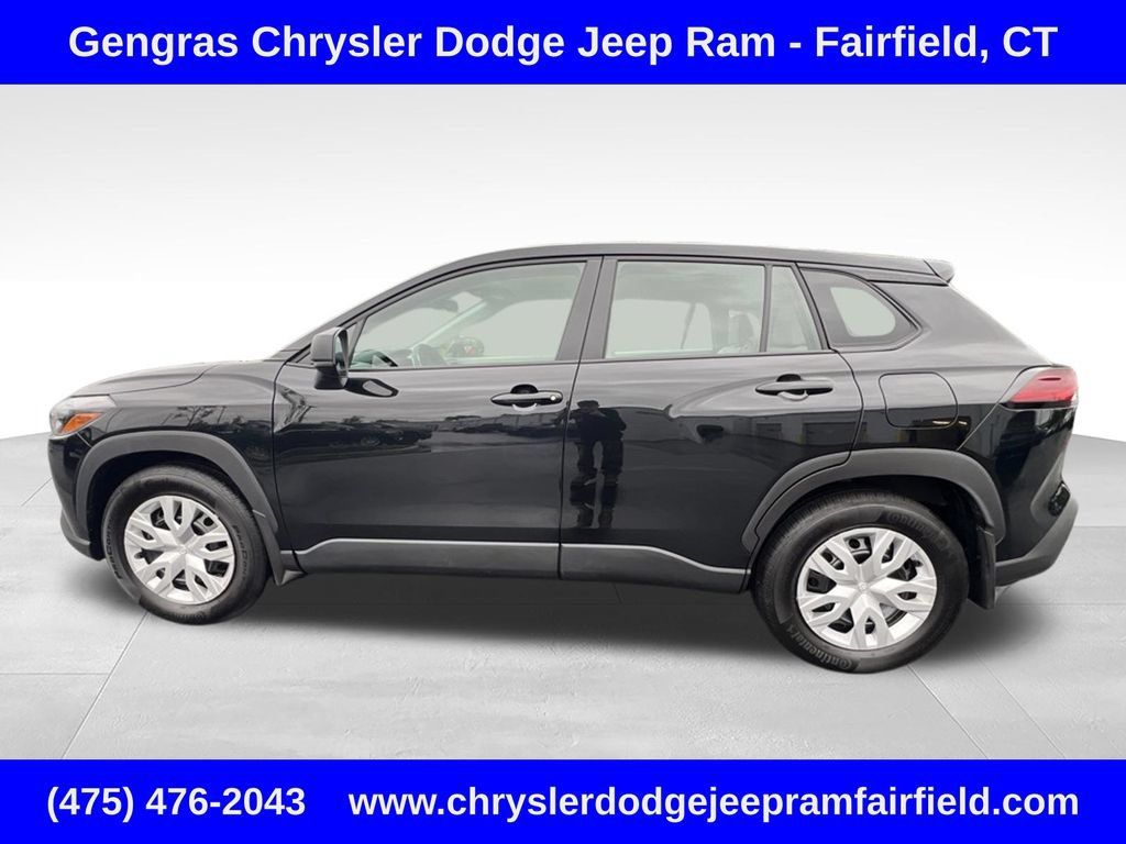 Used 2026 Toyota Corolla Cross L AWD/4WD image 7