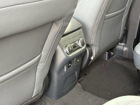 New 2026 Ford Explorer Active w/ Active Comfort Package image 26