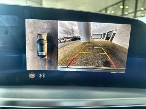 Certified 2025 Cadillac Lyriq Luxury image 15