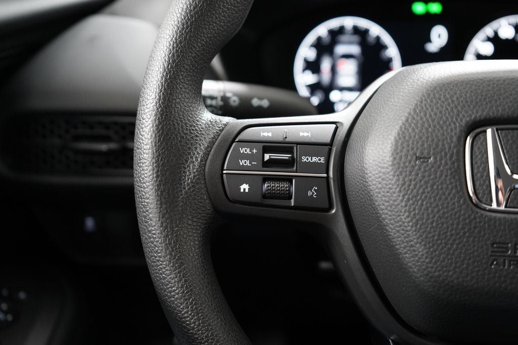 Used 2025 Honda HR-V LX image 15
