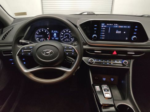 Used 2023 Hyundai Sonata SE w/ Preferred Accessory Package FWD image 22