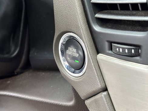 Used 2019 GMC Yukon XL Denali w/ Open Road Package image 5