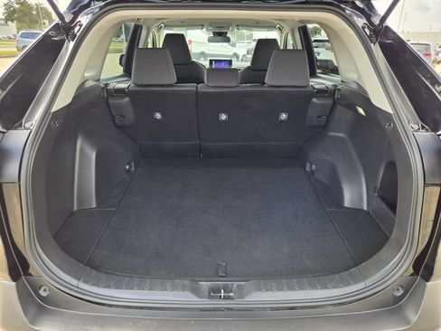 Used 2025 Toyota RAV4 XLE FWD image 30