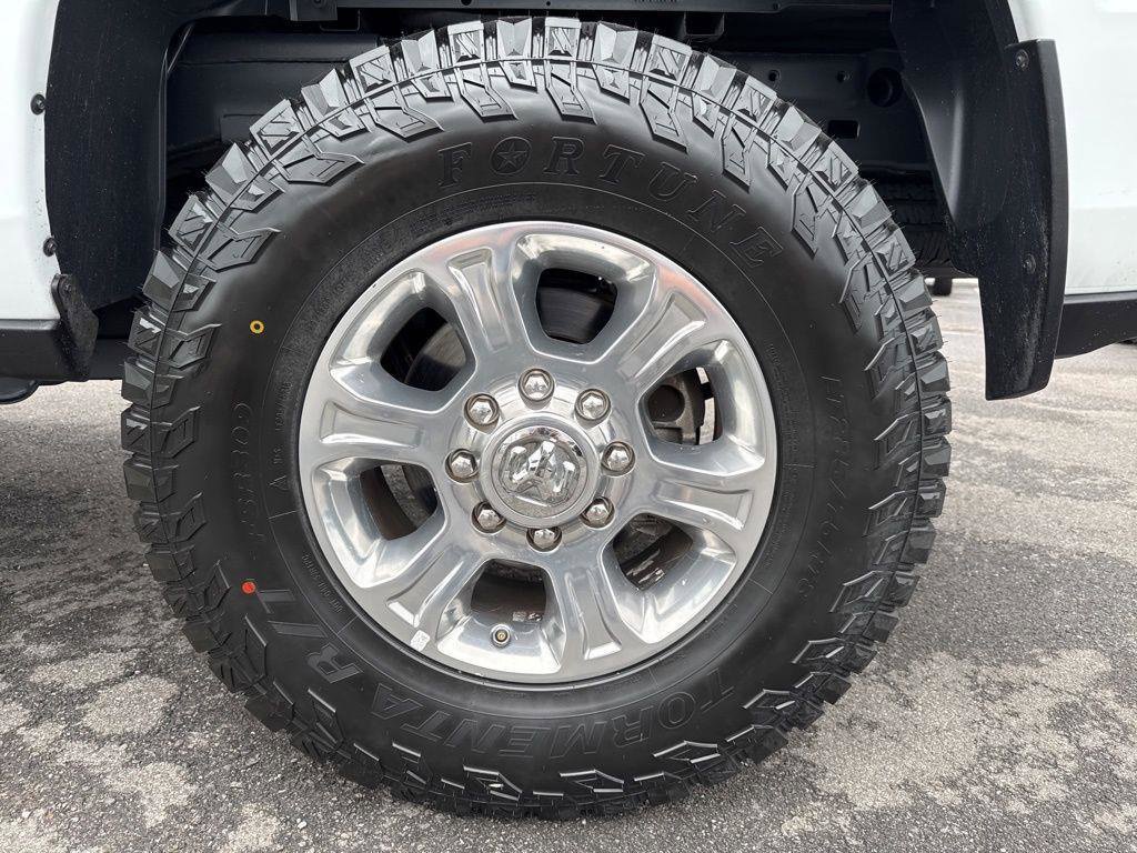 Used 2024 RAM 2500 Big Horn w/ Off Road Package AWD/4WD image 13