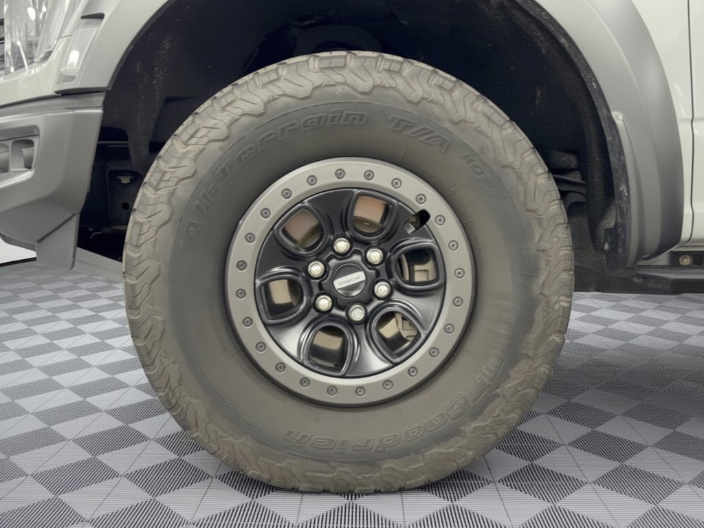 Used 2023 Ford F150 Raptor w/ Raptor Carbon Fiber Package AWD/4WD image 13